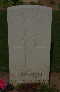 St. Charles De Percy War Cemetery - Longley, Frank Robert