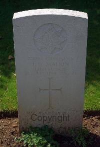 St. Charles De Percy War Cemetery - Mahon, Frederick William