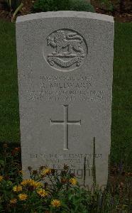 St. Charles De Percy War Cemetery - Millward, Reginald