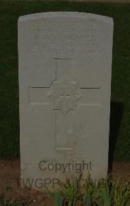 St. Charles De Percy War Cemetery - Schofield, Ronald William