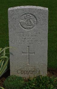 St. Charles De Percy War Cemetery - Stubbs, George Frederick