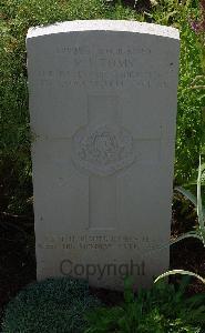 St. Charles De Percy War Cemetery - Toms, Victor James