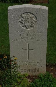 St. Charles De Percy War Cemetery - Trippier, Jack