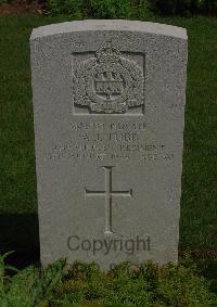 St. Charles De Percy War Cemetery - Tubb, Alfred James