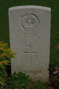 St. Charles De Percy War Cemetery - Whiskard, Richard Geoffrey