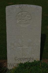 St. Charles De Percy War Cemetery - Young, Albert Ivor