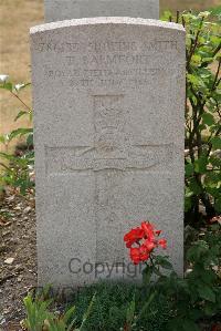 St. Sever Cemetery Extension Rouen - Balmforth, Thomas