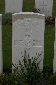 Templeux-Le-Guerard British Cemetery - Amphlett, Richard Ferrand