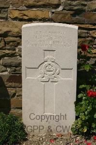 Templeux-Le-Guerard British Cemetery - Anderson, H