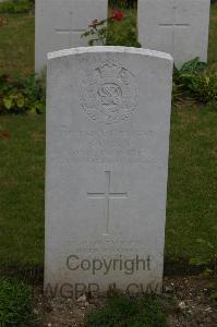 Templeux-Le-Guerard British Cemetery - Barclay, Peter