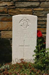 Templeux-Le-Guerard British Cemetery - Bateman, S