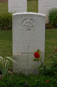 Templeux-Le-Guerard British Cemetery - Bayliss, W A S