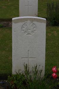 Templeux-Le-Guerard British Cemetery - Bourne, Charles Horace