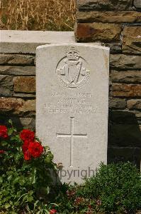 Templeux-Le-Guerard British Cemetery - Burke, M