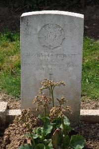 Toutencourt Communal Cemetery - Case, Victor John