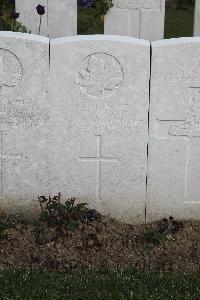 Wancourt British Cemetery - Adams, G T