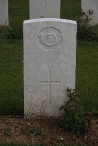 Wancourt British Cemetery - Adams, R