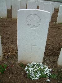 Wancourt British Cemetery - Akers, Frederick