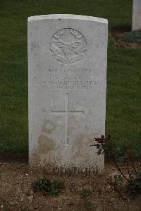 Wancourt British Cemetery - Allen, H