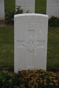 Wancourt British Cemetery - Anderson, F