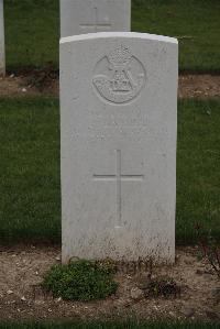 Wancourt British Cemetery - Barker, P