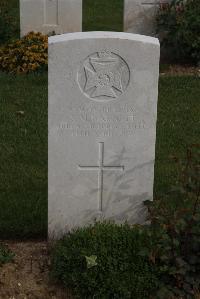 Wancourt British Cemetery - Barnett, S M