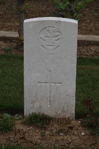 Wancourt British Cemetery - Barrett, W T