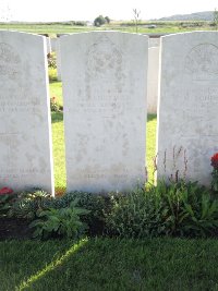 Warloy-Baillon Communal Cemetery Extension - Alderman, E