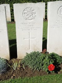 Warloy-Baillon Communal Cemetery Extension - Ault, E