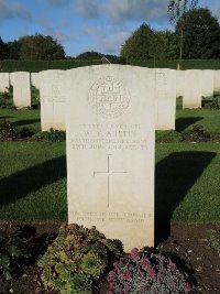 Warloy-Baillon Communal Cemetery Extension - Austin, Wilfred Thomas