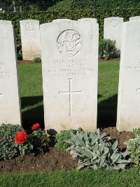 Warloy-Baillon Communal Cemetery Extension - Banks, J