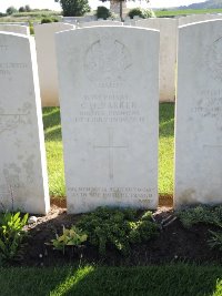 Warloy-Baillon Communal Cemetery Extension - Barker, C H