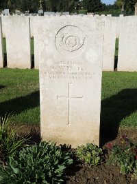 Warloy-Baillon Communal Cemetery Extension - Barker, G W