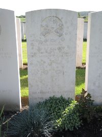 Warloy-Baillon Communal Cemetery Extension - Beacham, W