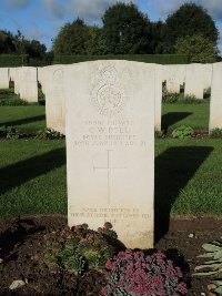 Warloy-Baillon Communal Cemetery Extension - Bell, C