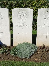 Warloy-Baillon Communal Cemetery Extension - Blaney, Arthur