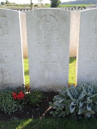 Warloy-Baillon Communal Cemetery Extension - Boulton, J