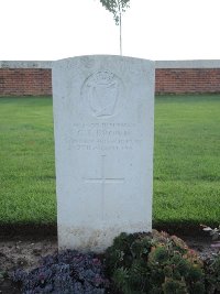 Warloy-Baillon Communal Cemetery Extension - Brown, G T