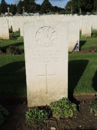 Warloy-Baillon Communal Cemetery Extension - Bryant, T A