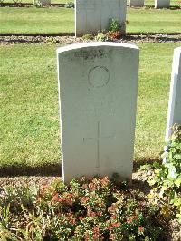 Zouave Valley Cemetery Souchez - Ayling, G P