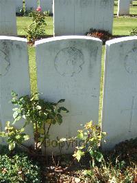 Zouave Valley Cemetery Souchez - Bexon, H