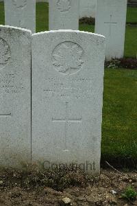 Zouave Valley Cemetery Souchez - Black, D