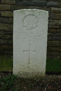 Zouave Valley Cemetery Souchez - Bremner, Stuart Donald