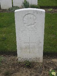 Zouave Valley Cemetery Souchez - Caven, W J