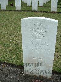 Brookwood Military Cemetery - Andrews, Robert John