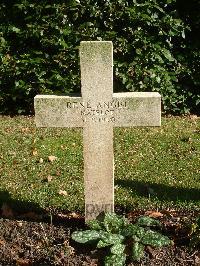 Brookwood Military Cemetery - Angel, Rene