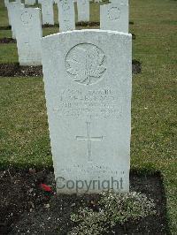 Brookwood Military Cemetery - Chartrand, Lionel