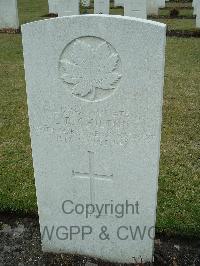 Brookwood Military Cemetery - Chilton, Leonard