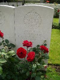 Brookwood Military Cemetery - Clachrie, R