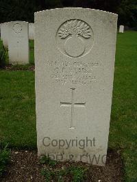 Brookwood Military Cemetery - Clarke, C R